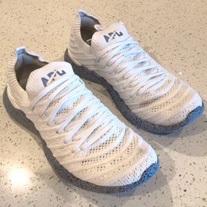 Woman’s white size 7.5 APL sneakers